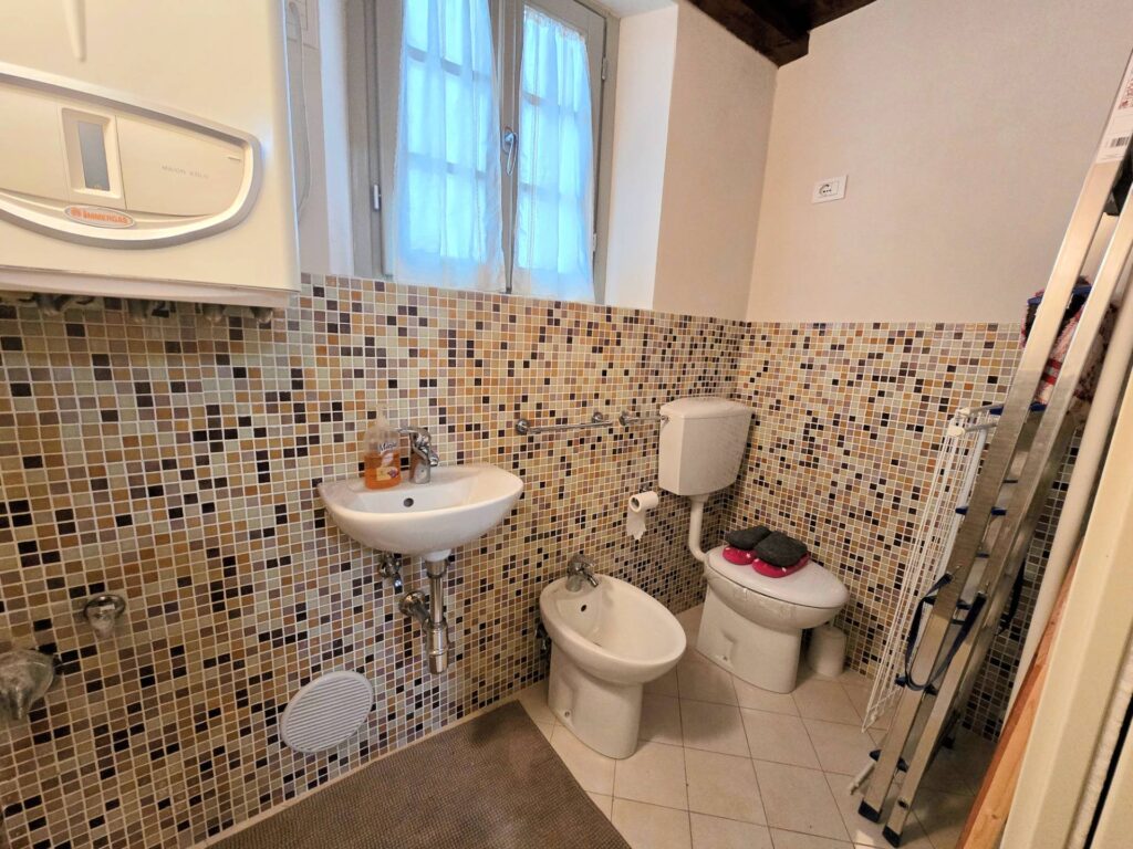 1614-Mansarda ristrutturata nel centro del paese-Abetone Cutigliano-15 Agenzia Immobiliare ASIP