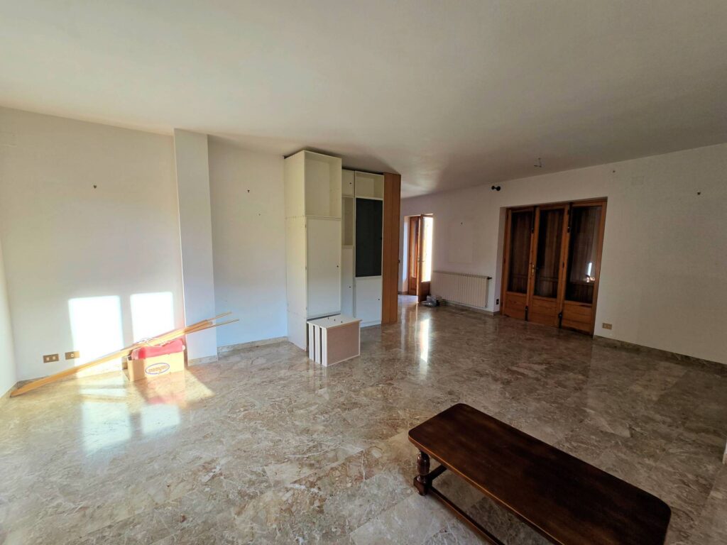 1661-Porzione di bifamiliare posta al piano terra con giardino privato-Abetone Cutigliano-10 Agenzia Immobiliare ASIP