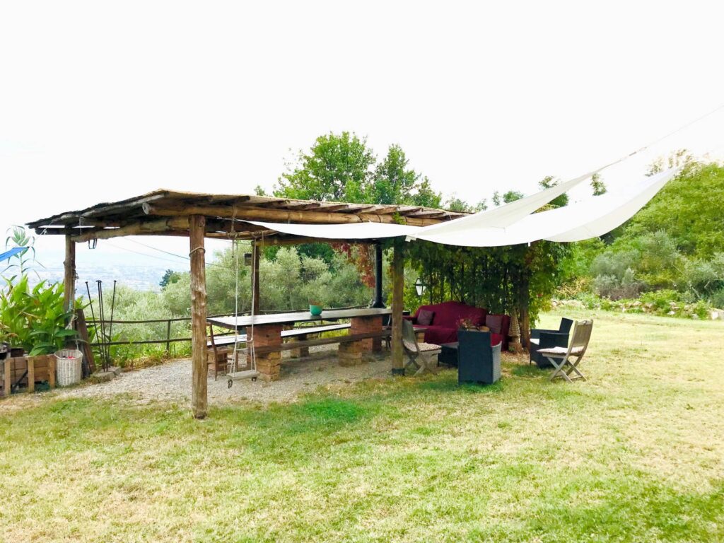 1693-Casa colonica di ampia superficie in posizione dominante con vista panoramica-Massa e Cozzile-6 Agenzia Immobiliare ASIP