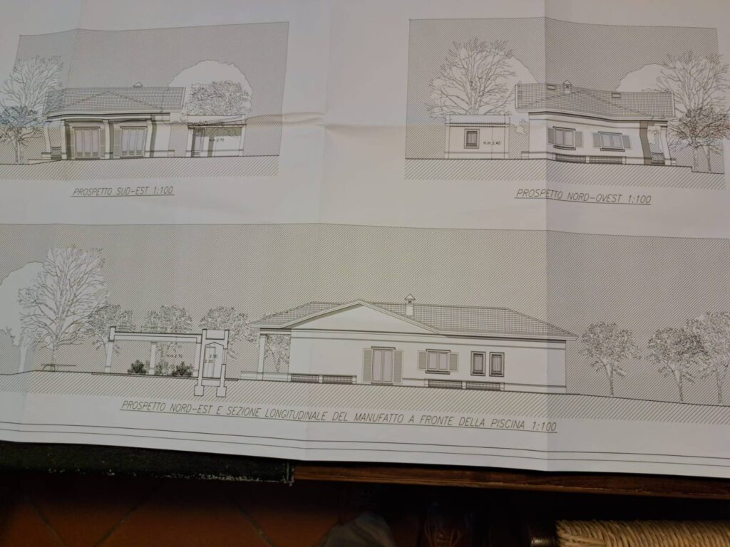 1694-Villa di ampia superficie da ristrutturare con ampio giardino in ottima zona residenziale-Forte dei Marmi-18 Agenzia Immobiliare ASIP