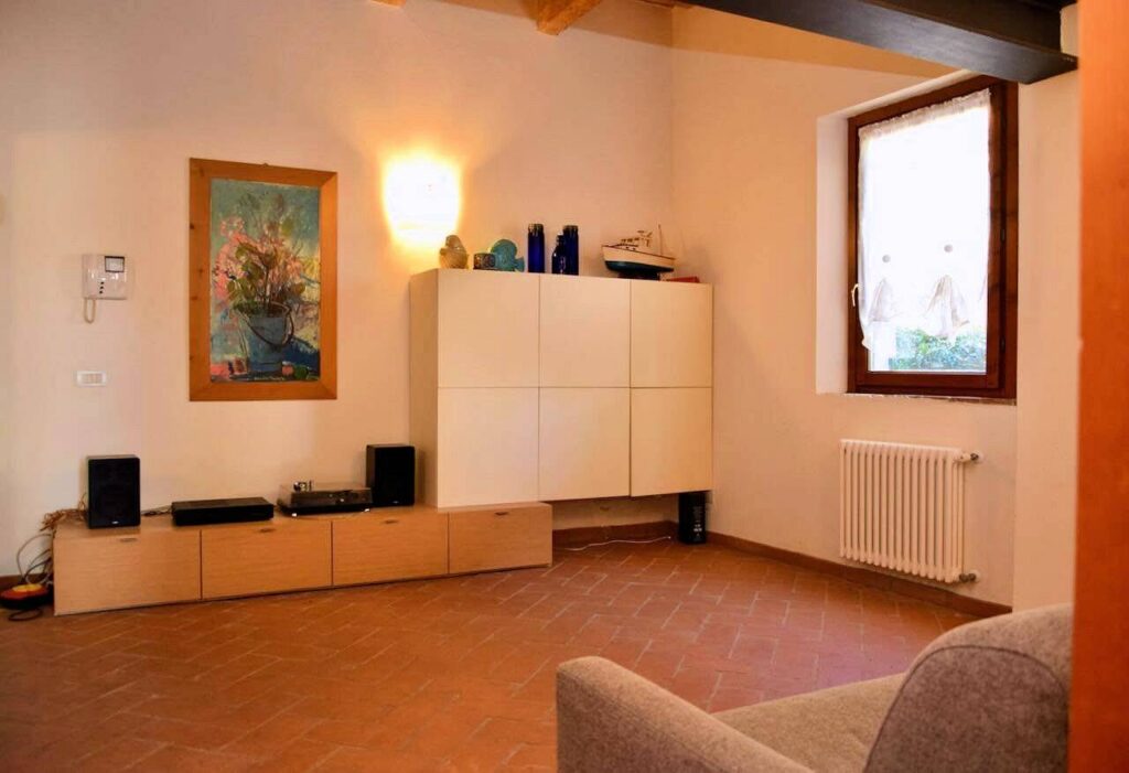 1695-Appartamento al piano terra libero su tre lati con giardino privato in complesso residenziale di alto livello con parco e due piscine condominiali-San Vincenzo-13 Agenzia Immobiliare ASIP