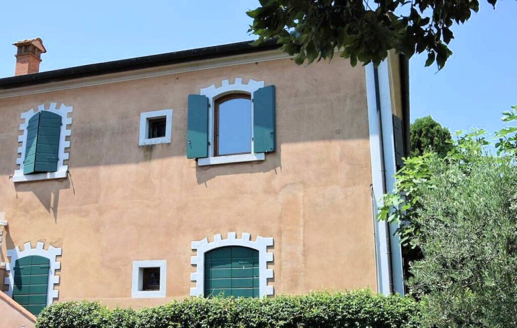 1695-Appartamento al piano terra libero su tre lati con giardino privato in complesso residenziale di alto livello con parco e due piscine condominiali-San Vincenzo-5 Agenzia Immobiliare ASIP