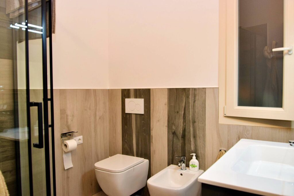 1696-Appartamento al piano primo angolare con giardino privato in complesso residenziale di recente costruzione a 150 metri dal mare-San Vincenzo-13 Agenzia Immobiliare ASIP