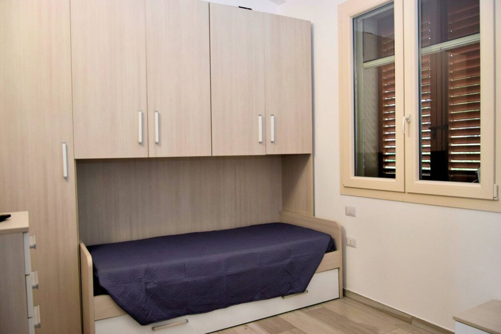 1696-Appartamento al piano primo angolare con giardino privato in complesso residenziale di recente costruzione a 150 metri dal mare-San Vincenzo-10 Agenzia Immobiliare ASIP