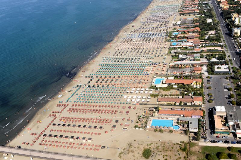 255-Bellissimo stabilimento balneare in Versilia-Viareggio-1 Agenzia Immobiliare ASIP