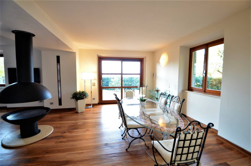 953-Villa in stile moderno in posizione dominante-Rufina-5 Agenzia Immobiliare ASIP