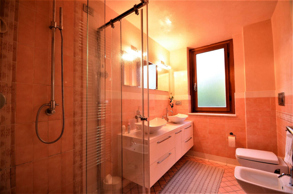 953-Villa in stile moderno in posizione dominante-Rufina-12 Agenzia Immobiliare ASIP