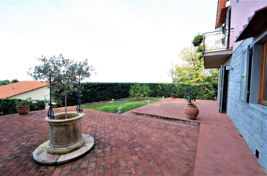 953-Villa in stile moderno in posizione dominante-Rufina-18 Agenzia Immobiliare ASIP