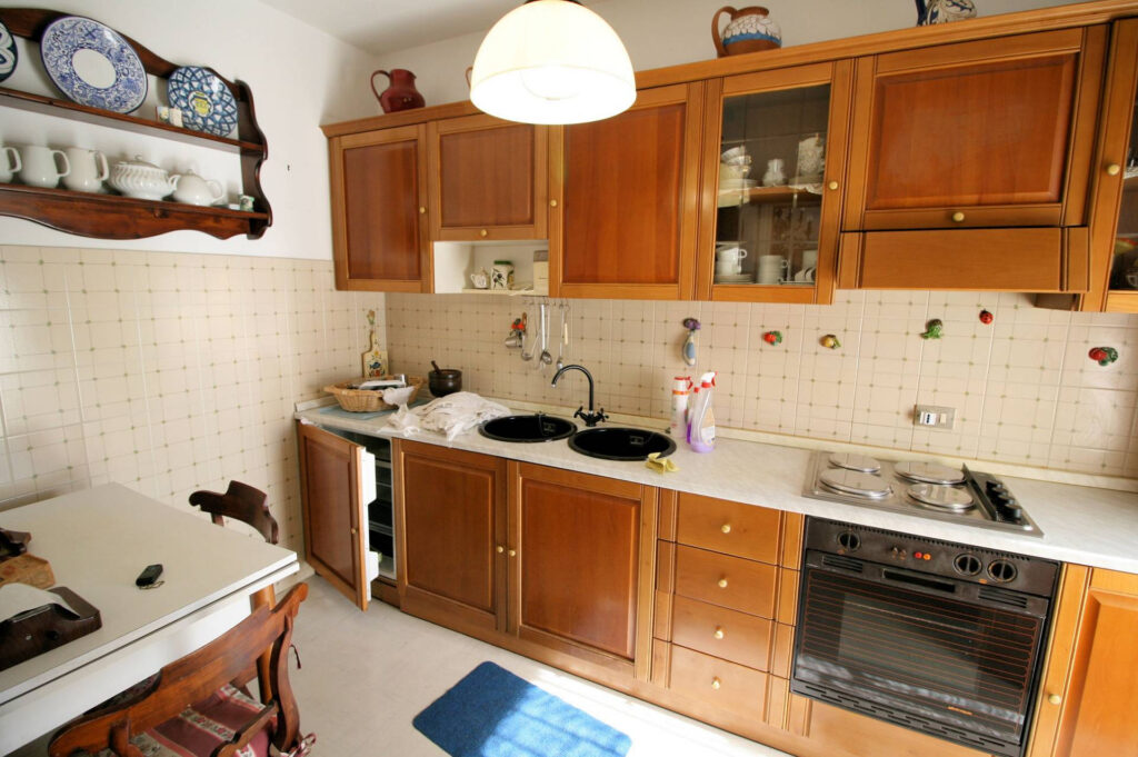 973-Appartamento al piano secondo con cantina e garage-San Marcello Piteglio-5 Agenzia Immobiliare ASIP