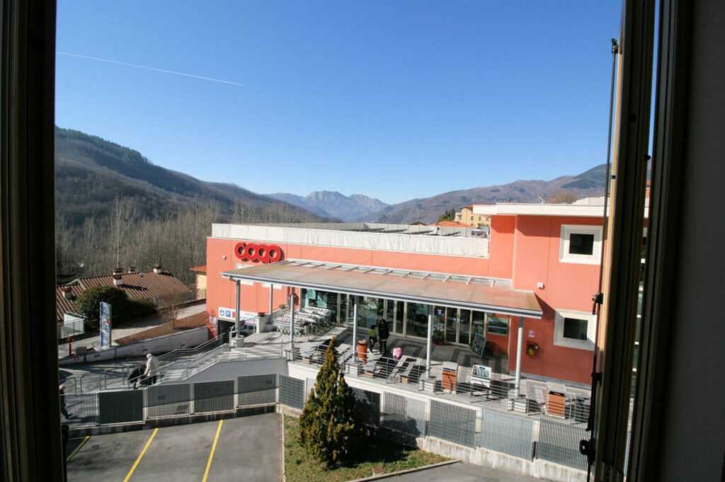 973-Appartamento al piano secondo con cantina e garage-San Marcello Piteglio-13 Agenzia Immobiliare ASIP