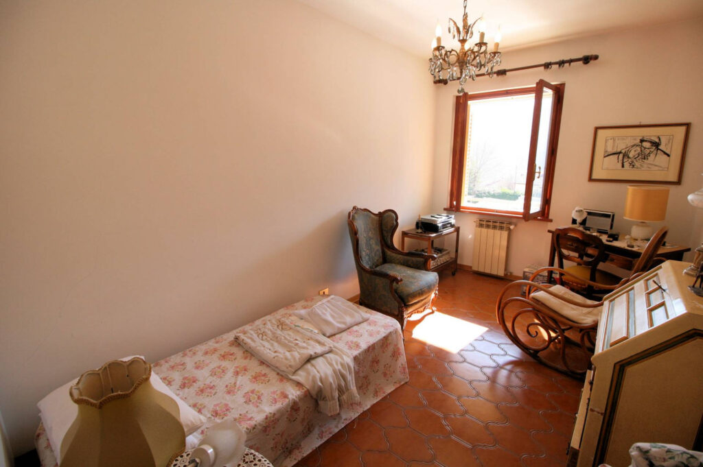 973-Appartamento al piano secondo con cantina e garage-San Marcello Piteglio-11 Agenzia Immobiliare ASIP