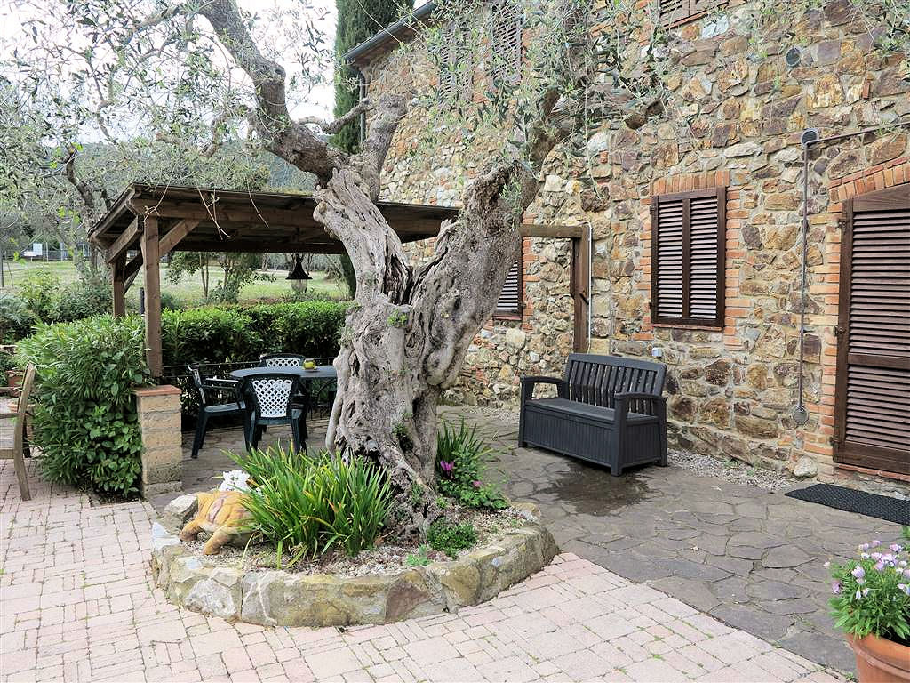 1061-Casale ristrutturato con parco e piscina a pochi chilometri dal mare-Gavorrano-8 Agenzia Immobiliare ASIP