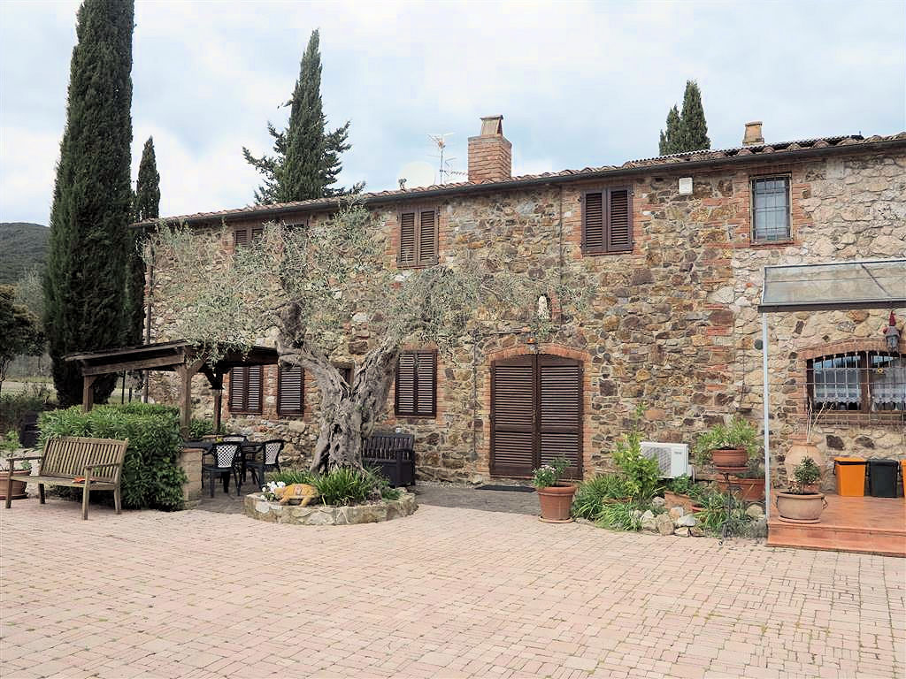 1061-Casale ristrutturato con parco e piscina a pochi chilometri dal mare-Gavorrano-7 Agenzia Immobiliare ASIP