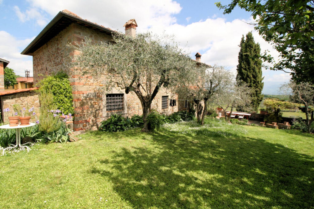 1030-Antico casale ristrutturato con vista panoramica-Figline e Incisa Valdarno-11 Agenzia Immobiliare ASIP