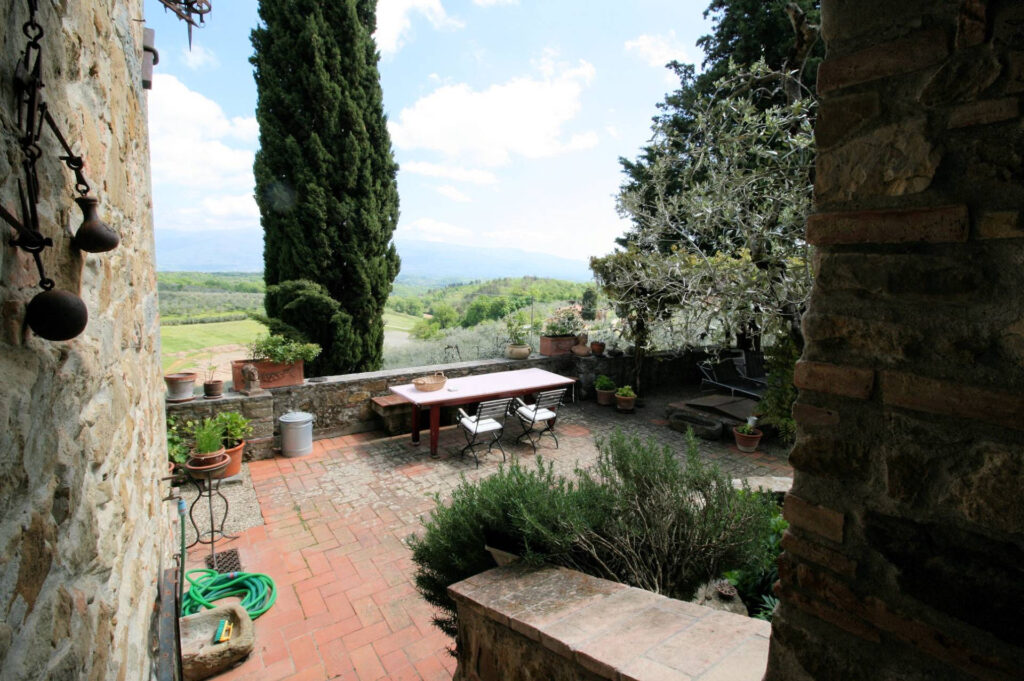 1030-Antico casale ristrutturato con vista panoramica-Figline e Incisa Valdarno-4 Agenzia Immobiliare ASIP