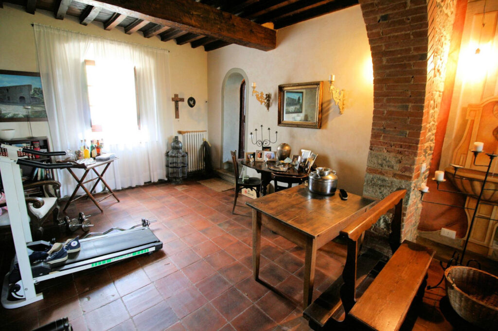 1030-Antico casale ristrutturato con vista panoramica-Figline e Incisa Valdarno-12 Agenzia Immobiliare ASIP