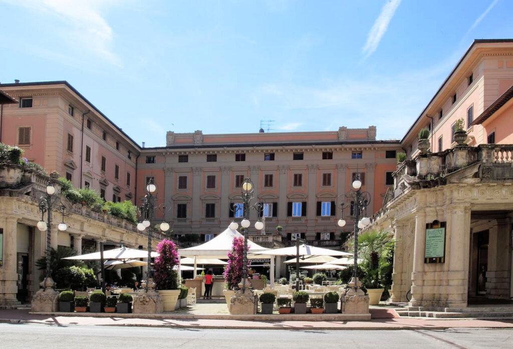 1075-Appartamento signorile di ampia superficie-Montecatini-Terme-8 Agenzia Immobiliare ASIP