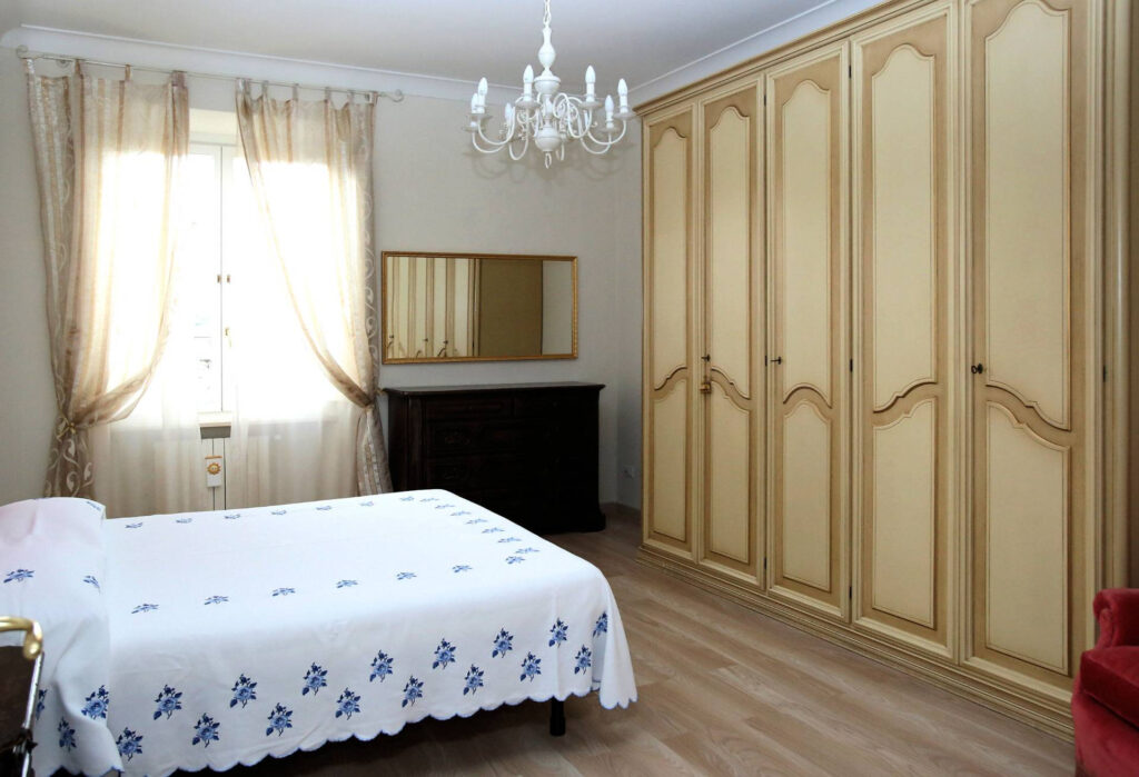 1075-Appartamento signorile di ampia superficie-Montecatini-Terme-5 Agenzia Immobiliare ASIP