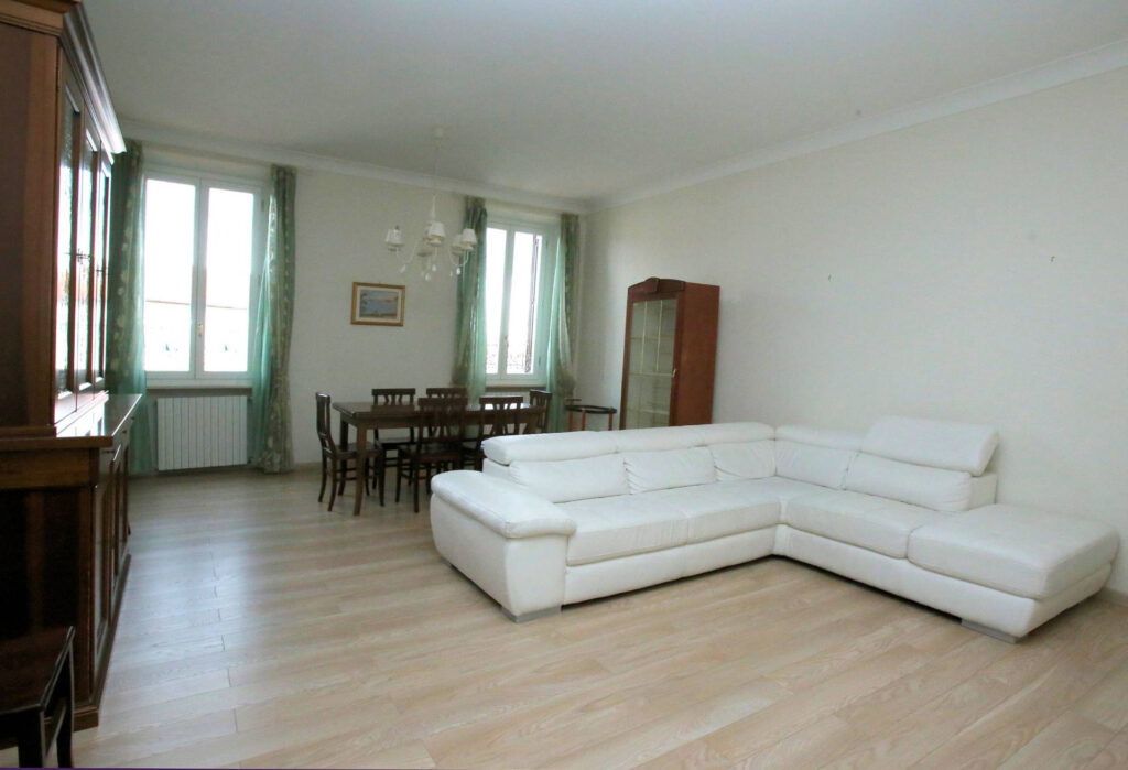 1075-Appartamento signorile di ampia superficie-Montecatini-Terme-10 Agenzia Immobiliare ASIP
