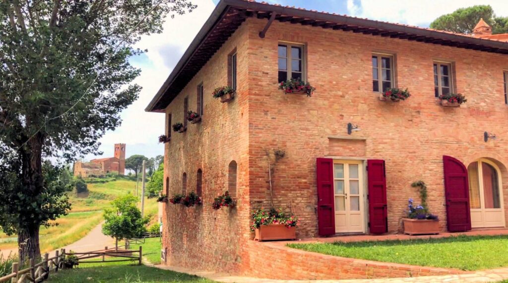 1337-Azienda agricola composta da diversi fabbricati e  ampio terreno seminativo e in parte a vigneto-San Miniato-7 Agenzia Immobiliare ASIP