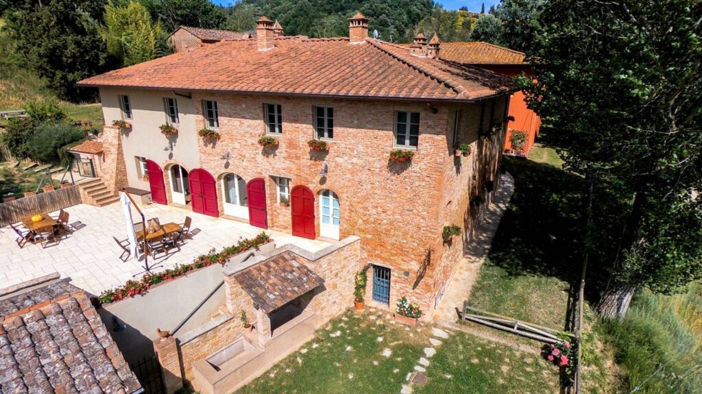 1337-Azienda agricola composta da diversi fabbricati e  ampio terreno seminativo e in parte a vigneto-San Miniato-3 Agenzia Immobiliare ASIP