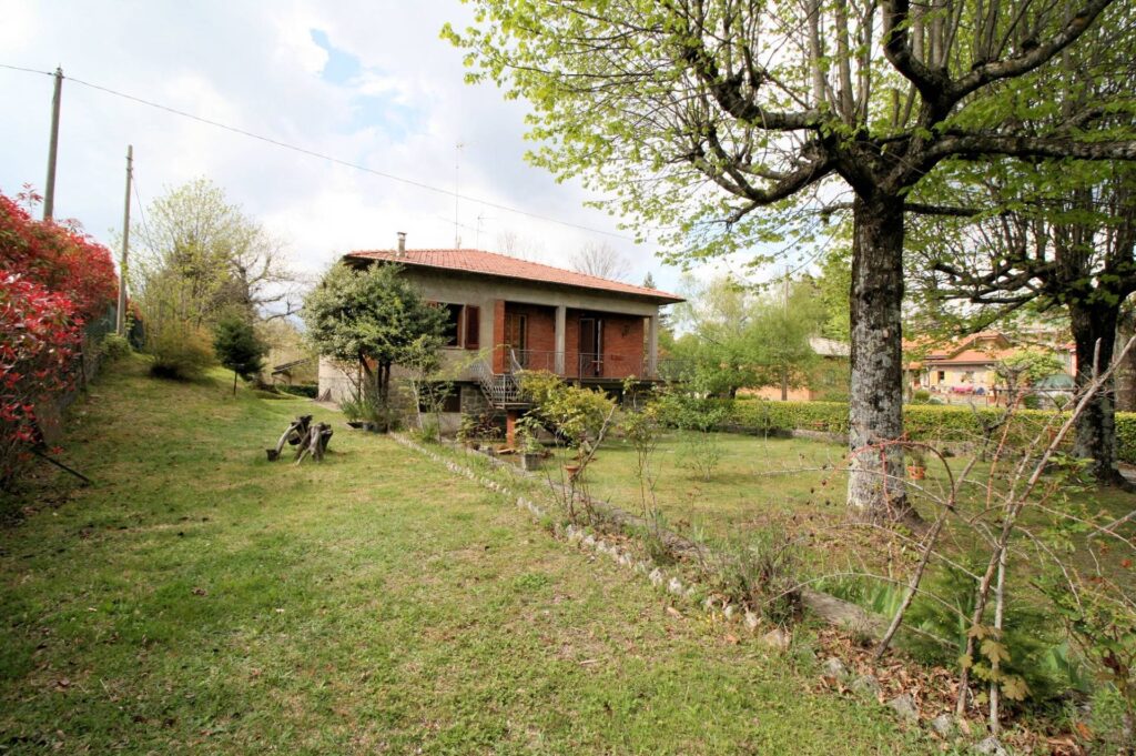 1060-Villa singola con ampio giardino e vista panoramica-Marliana-2 Agenzia Immobiliare ASIP