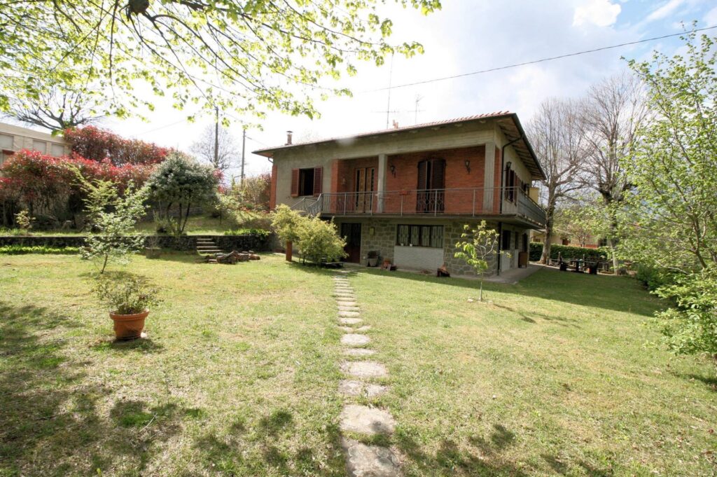 1060-Villa singola con ampio giardino e vista panoramica-Marliana-4 Agenzia Immobiliare ASIP