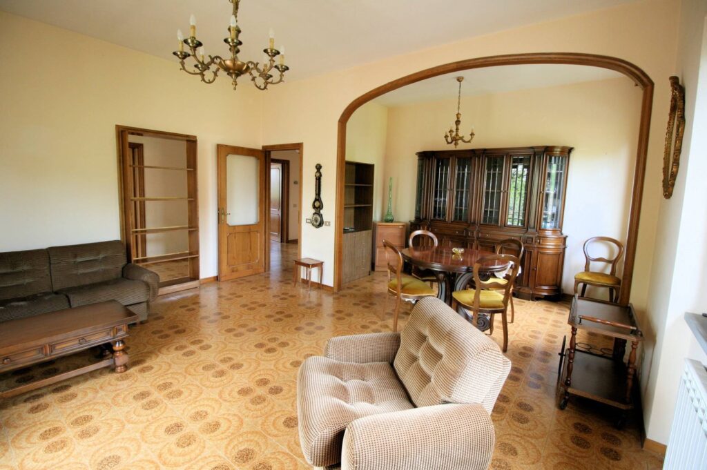 1060-Villa singola con ampio giardino e vista panoramica-Marliana-11 Agenzia Immobiliare ASIP