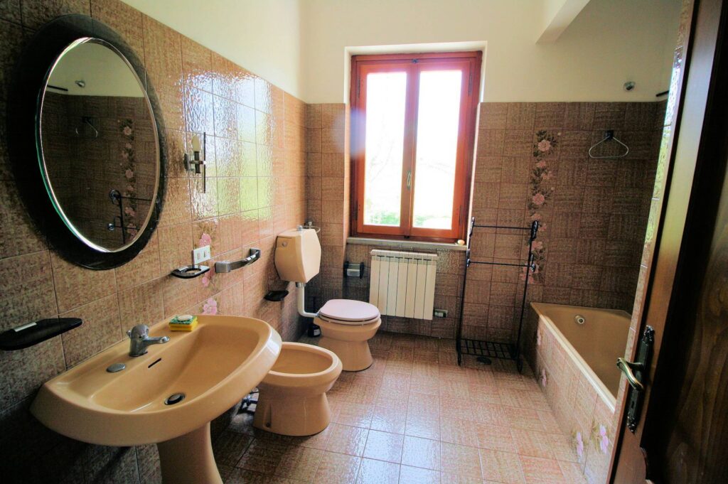 1060-Villa singola con ampio giardino e vista panoramica-Marliana-20 Agenzia Immobiliare ASIP