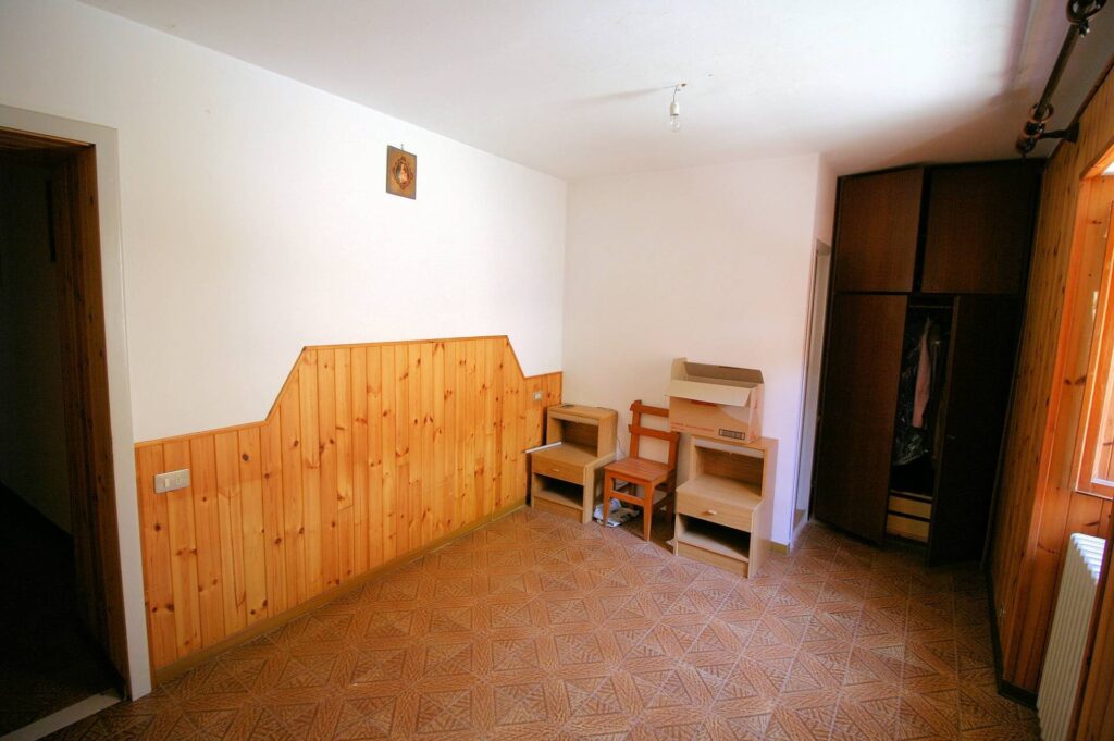 1005-Bel terratetto ex turistico ricettivo con ampio giardino-Abetone Cutigliano-16 Agenzia Immobiliare ASIP