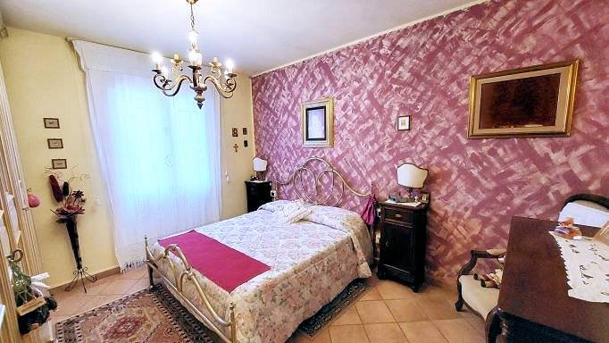 959-villa di ampia superficie con giardino-Loro Ciuffenna-12 Agenzia Immobiliare ASIP