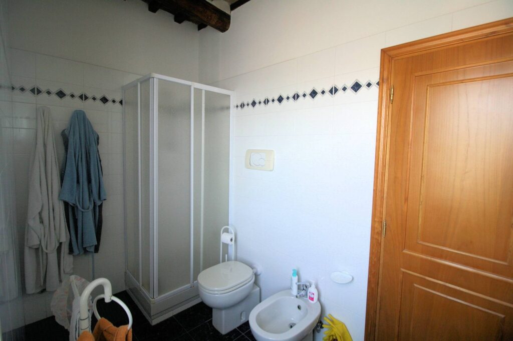 997-Bel terratetto ristrutturato libero su tre lati-Roccastrada-18 Agenzia Immobiliare ASIP