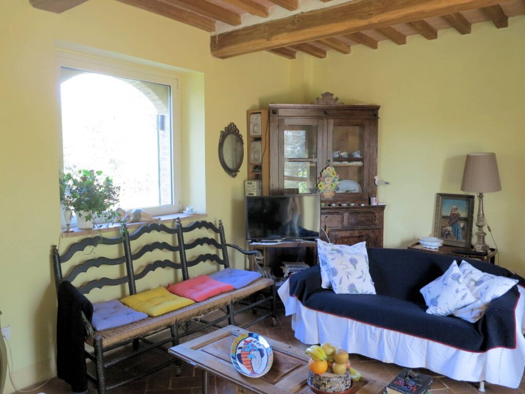 1417-Bel casale ristrutturato in posizione panoramica con ampio terreno-Civitella Paganico-10 Agenzia Immobiliare ASIP