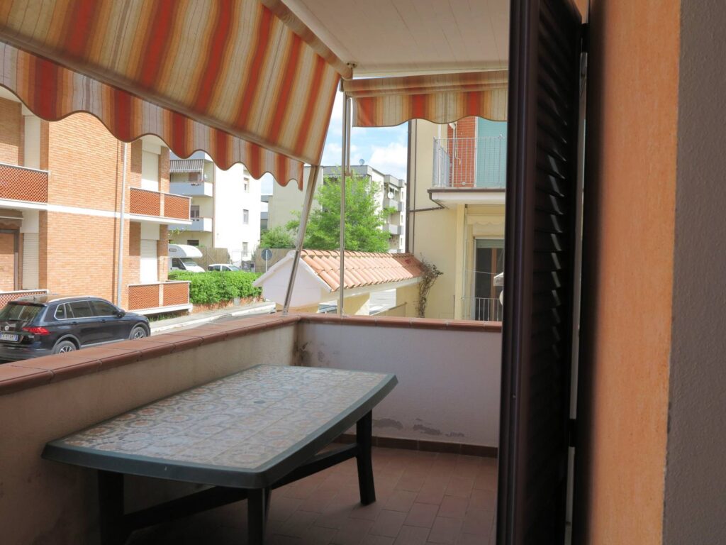 1062-Villetta angolare in trifamiliare a pochi metri dal mare-Follonica-2 Agenzia Immobiliare ASIP