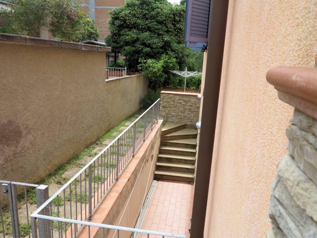 1062-Villetta angolare in trifamiliare a pochi metri dal mare-Follonica-10 Agenzia Immobiliare ASIP