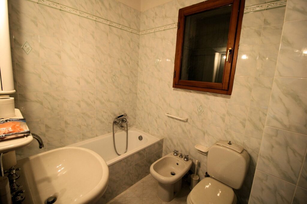 1447-Casa in stile rustico Toscano in posizione panoramica-Quarrata-20 Agenzia Immobiliare ASIP