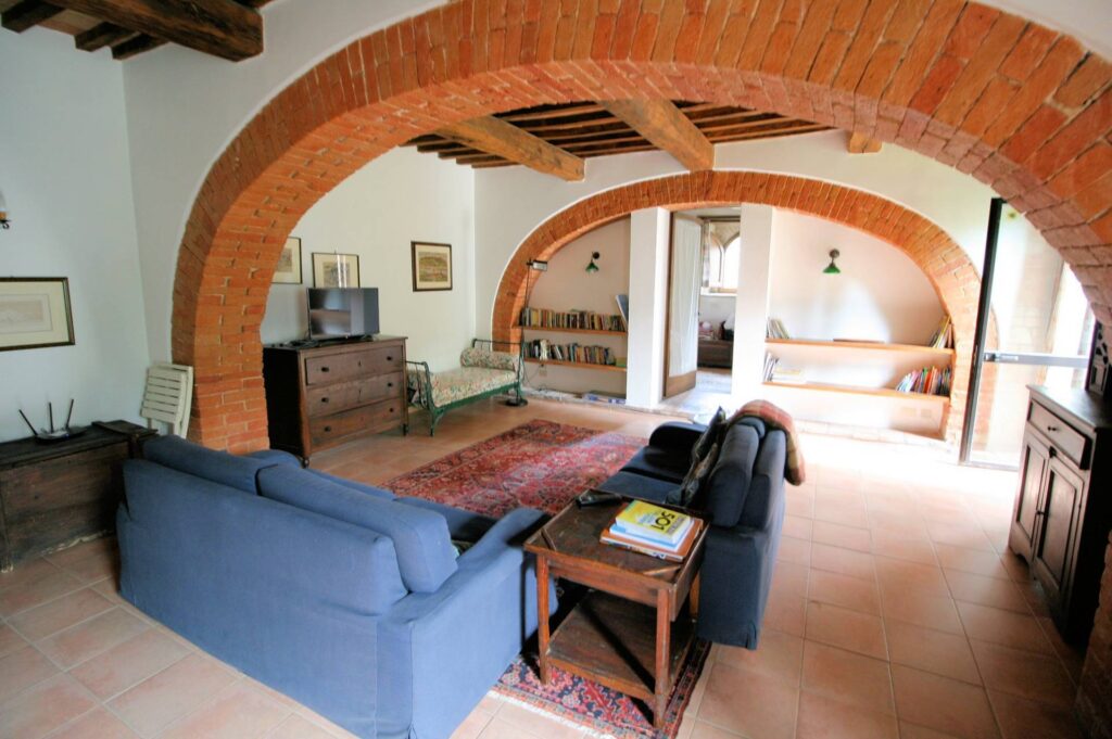 1464-Dimora storica di ampia superficie con terreno e vista panoramica-Perugia-11 Agenzia Immobiliare ASIP