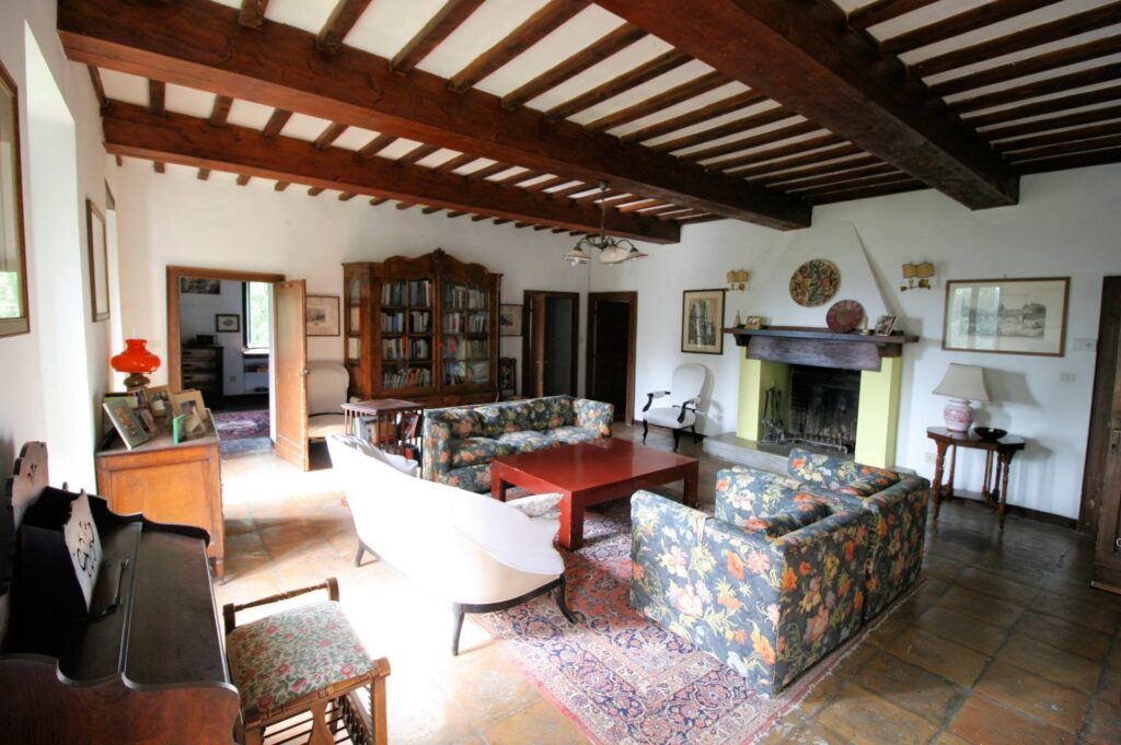 1464-Dimora storica di ampia superficie con terreno e vista panoramica-Perugia-10 Agenzia Immobiliare ASIP
