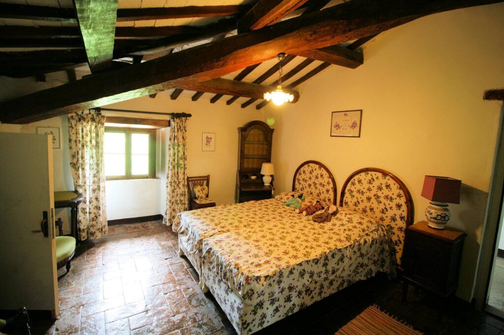 1464-Dimora storica di ampia superficie con terreno e vista panoramica-Perugia-16 Agenzia Immobiliare ASIP