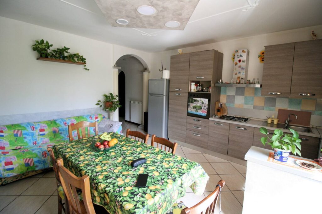 1512-Porzione terratetto di villetta bifamiliare con giardino privato in ottima posizione-Roccastrada-8 Agenzia Immobiliare ASIP