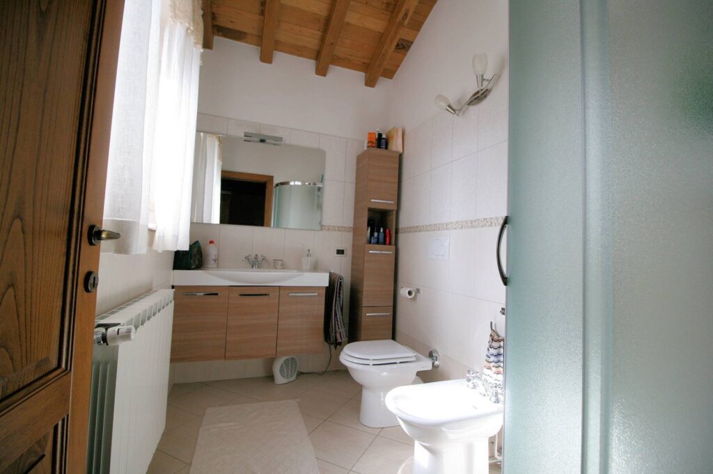 1513-Villa unifamiliare con giardino in posizione panoramica-Abetone Cutigliano-31 Agenzia Immobiliare ASIP
