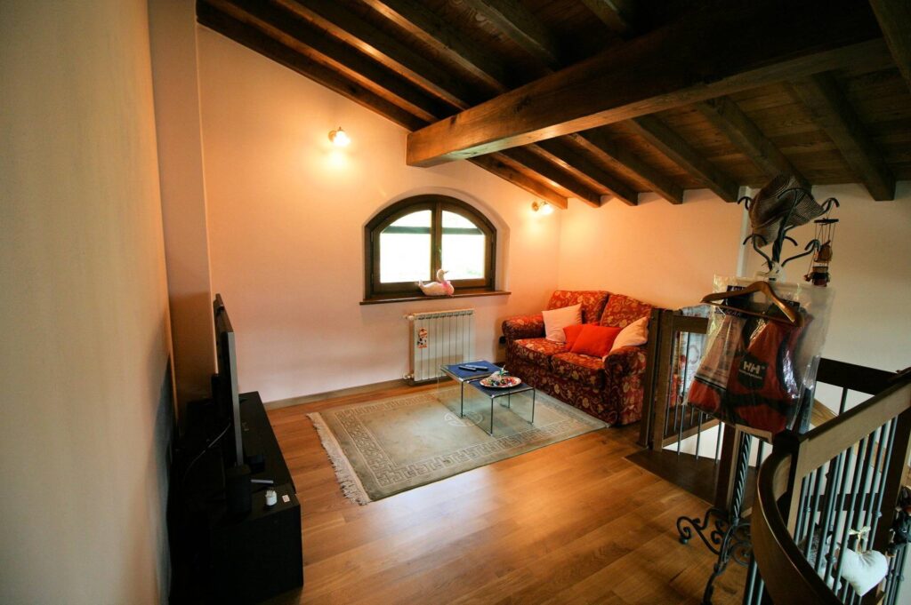 1513-Villa unifamiliare con giardino in posizione panoramica-Abetone Cutigliano-22 Agenzia Immobiliare ASIP