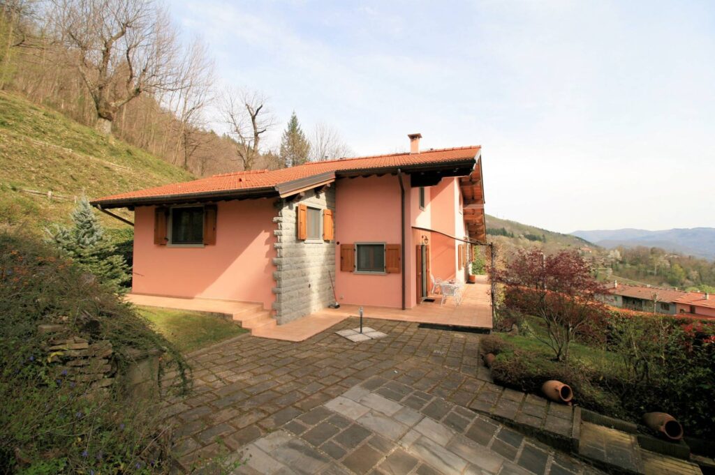 1513-Villa unifamiliare con giardino in posizione panoramica-Abetone Cutigliano-3 Agenzia Immobiliare ASIP