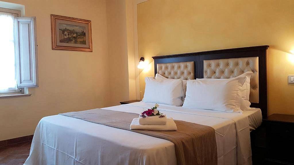 1519-Casale ristrutturato con parco e piscina-Altopascio-17 Agenzia Immobiliare ASIP