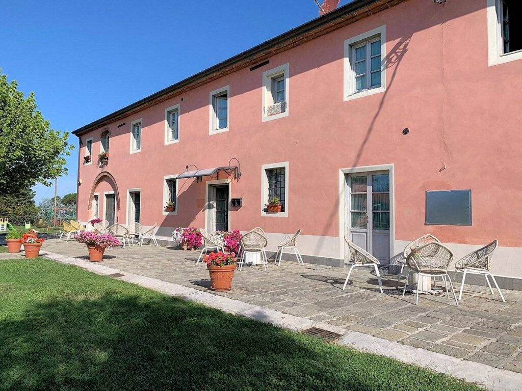 1519-Casale ristrutturato con parco e piscina-Altopascio-4 Agenzia Immobiliare ASIP