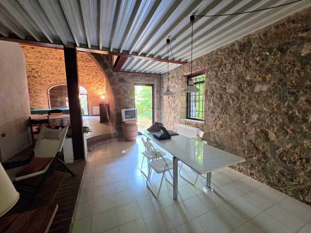 1520-Rustico ristrutturato in posizione collinare-Roccastrada-15 Agenzia Immobiliare ASIP