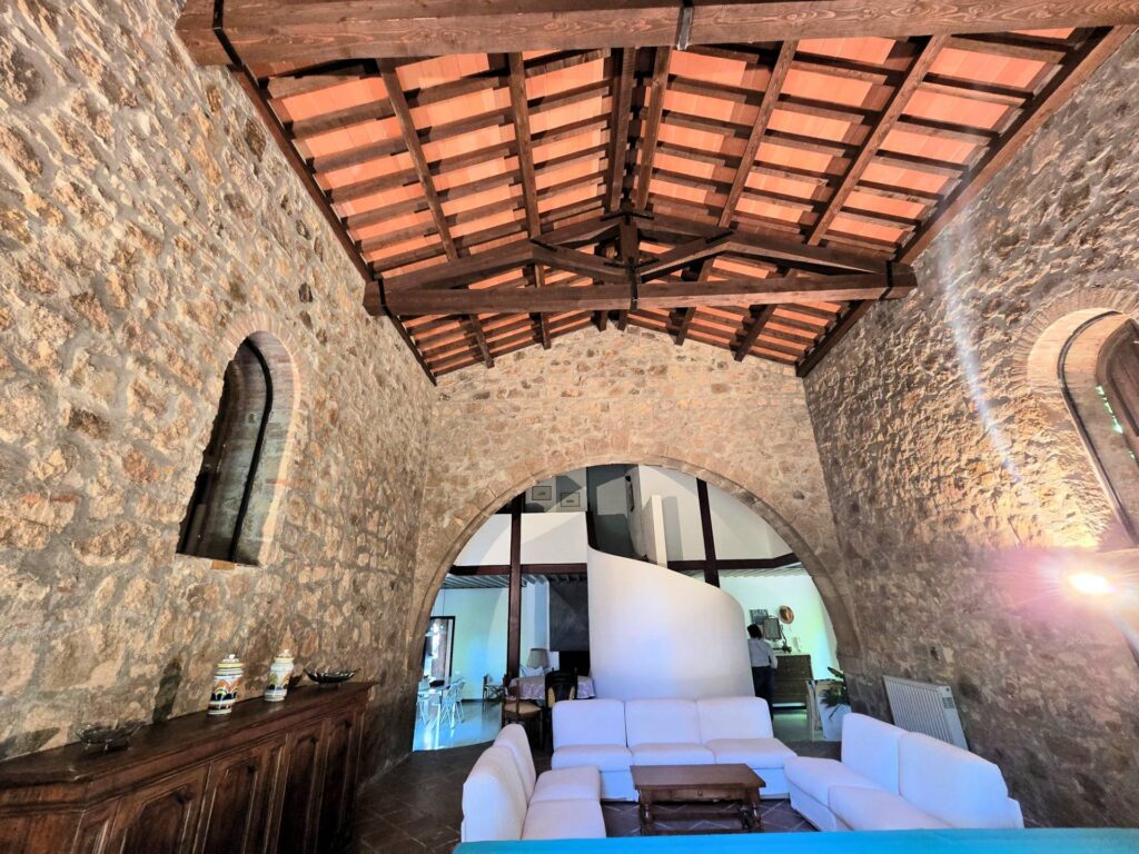 1520-Rustico ristrutturato in posizione collinare-Roccastrada-8 Agenzia Immobiliare ASIP