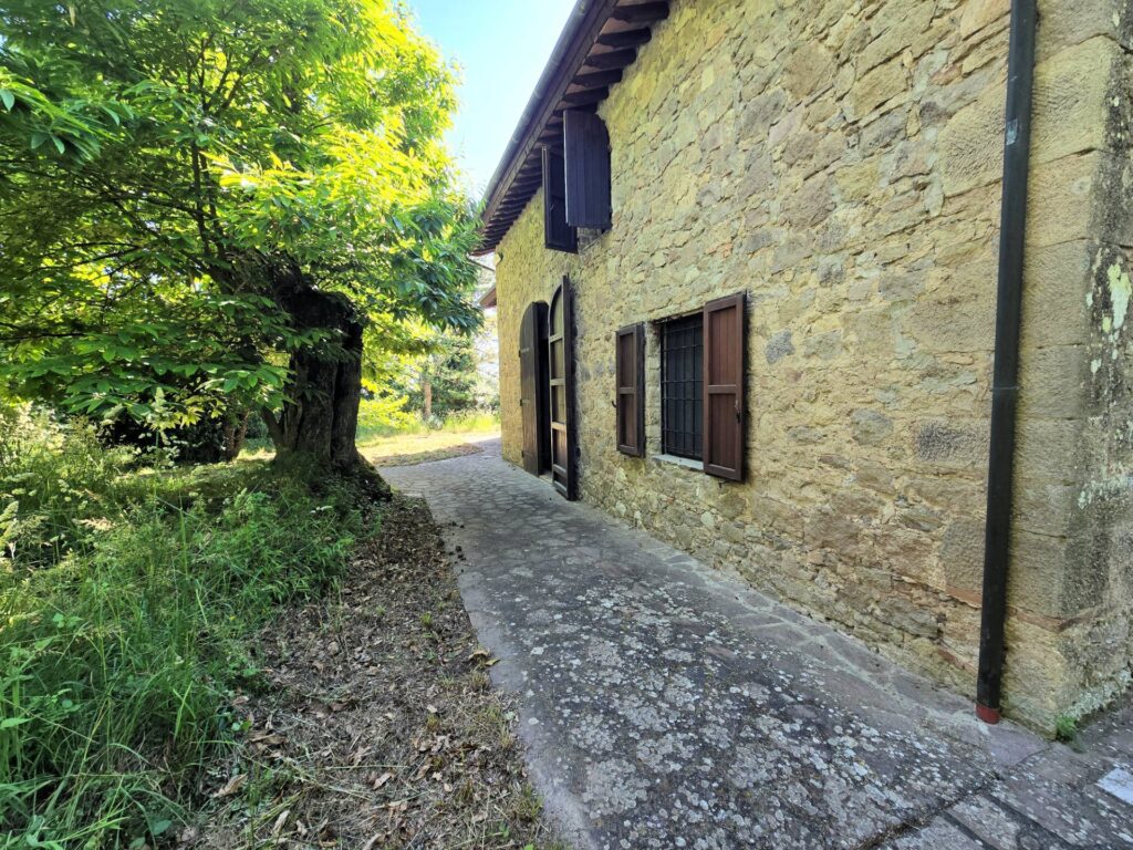 1520-Rustico ristrutturato in posizione collinare-Roccastrada-6 Agenzia Immobiliare ASIP