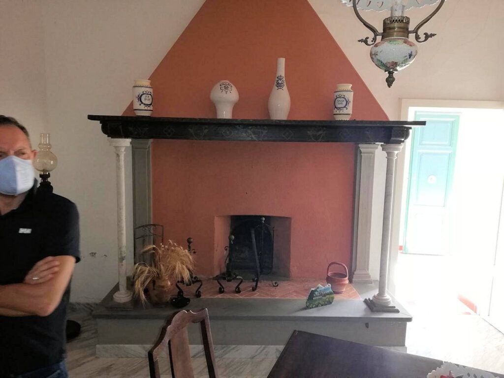 1521-Complesso immobiliare di ampia superficie con villa d'epoca dependance e 150 ettari di terreno in posizione collinare-Montecatini Val di Cecina-14 Agenzia Immobiliare ASIP