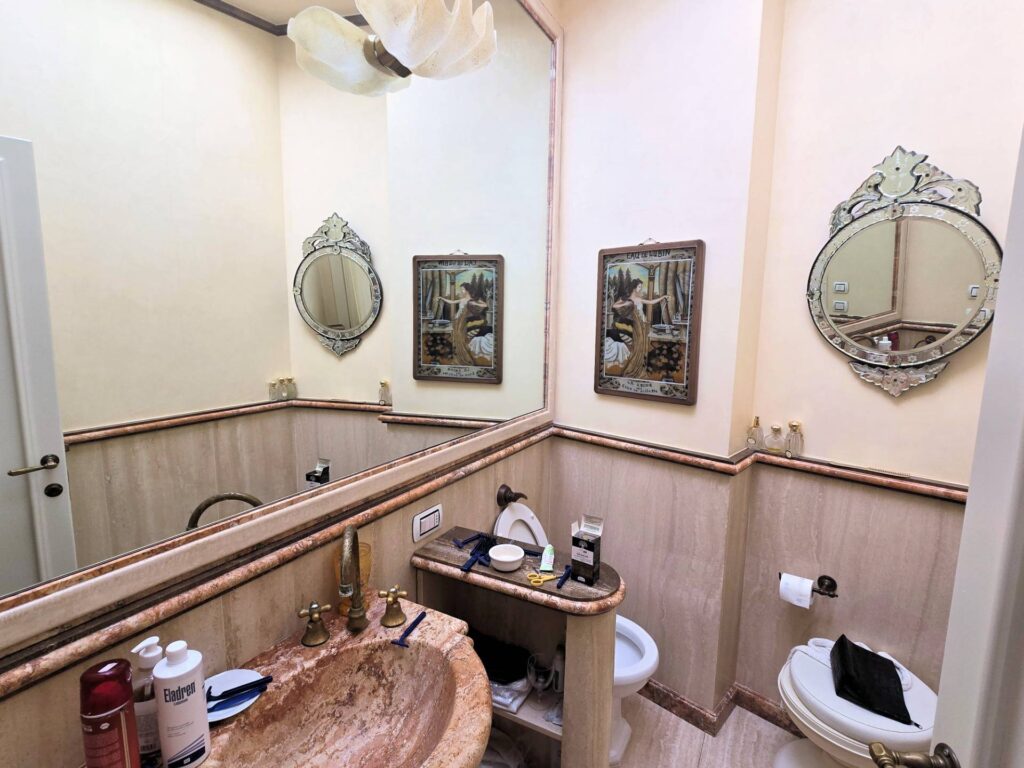 1530-Villa di dimensioni molto importanti con ampio parco in ottima location-Montemurlo-46 Agenzia Immobiliare ASIP